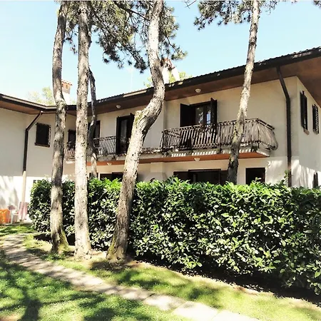 Terraced House With Garden *