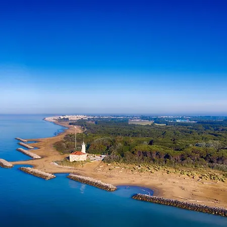 Terraced House With Garden וילה *